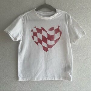 Old Navy boys short sleeve white Valentine’s Day racing heart tee